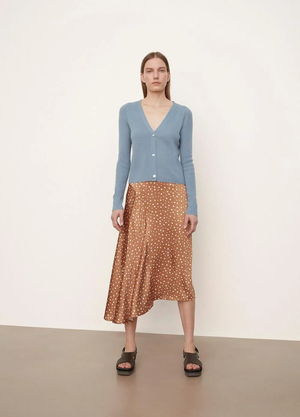 Cashmere Ribbed Raglan Cardigan in Dark Lake