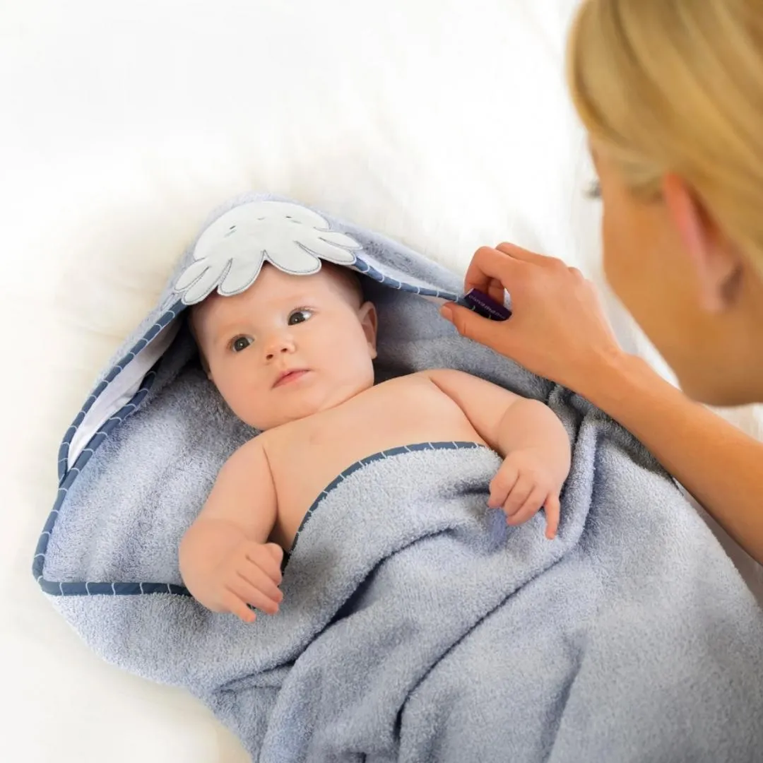 Clevamama Bamboo Apron Baby Bath Towel (0m )