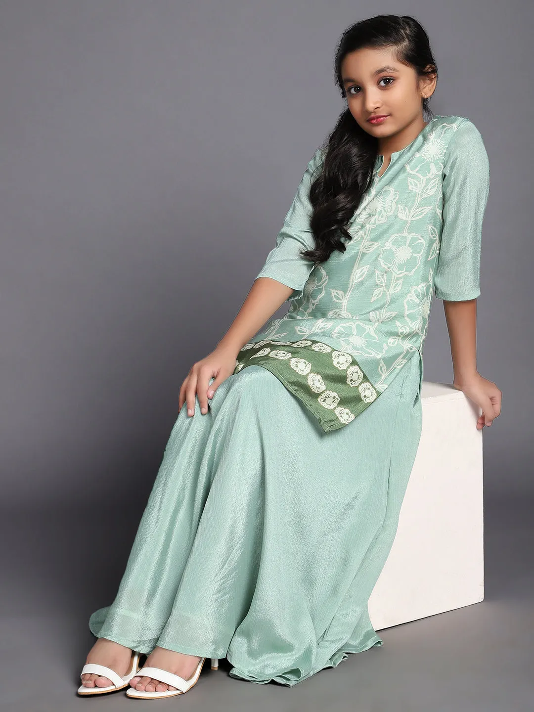 Girl's Pastle Green Digital Printed Straight Kurta With Skirt Set - Aks Girls