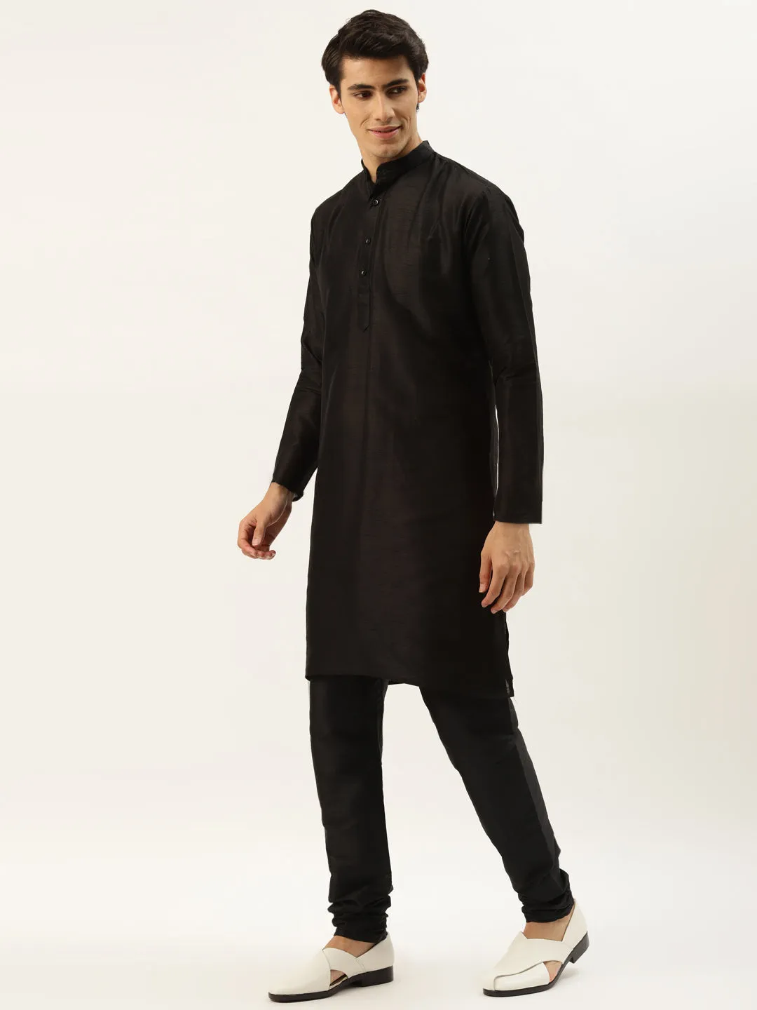 Men's Silk Blend Black Kurta Pyjama & Pink Nehrujacket Combo - Sojanya