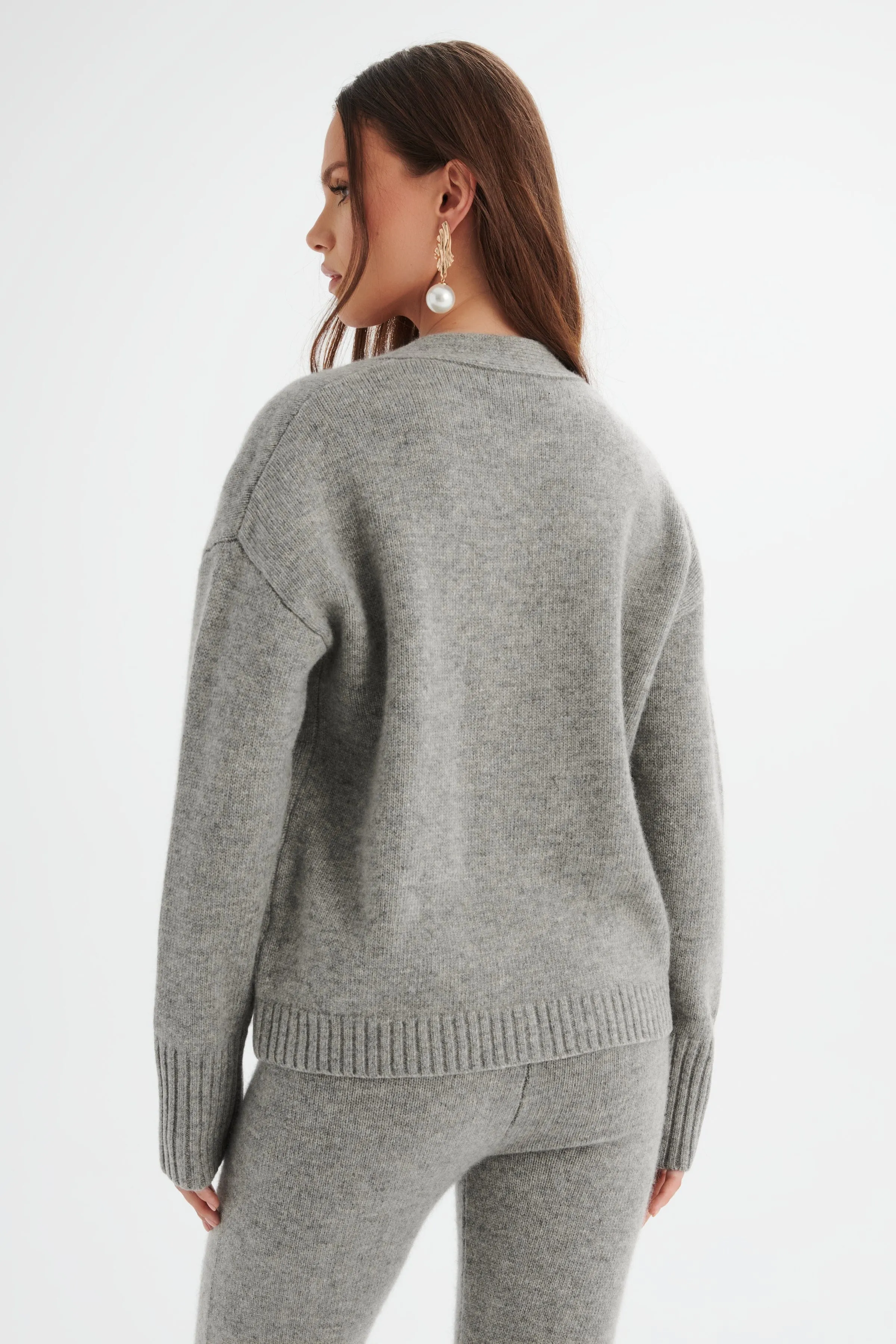 NELLA Knitted Cashmere Blend Relaxed Cardigan In Grey